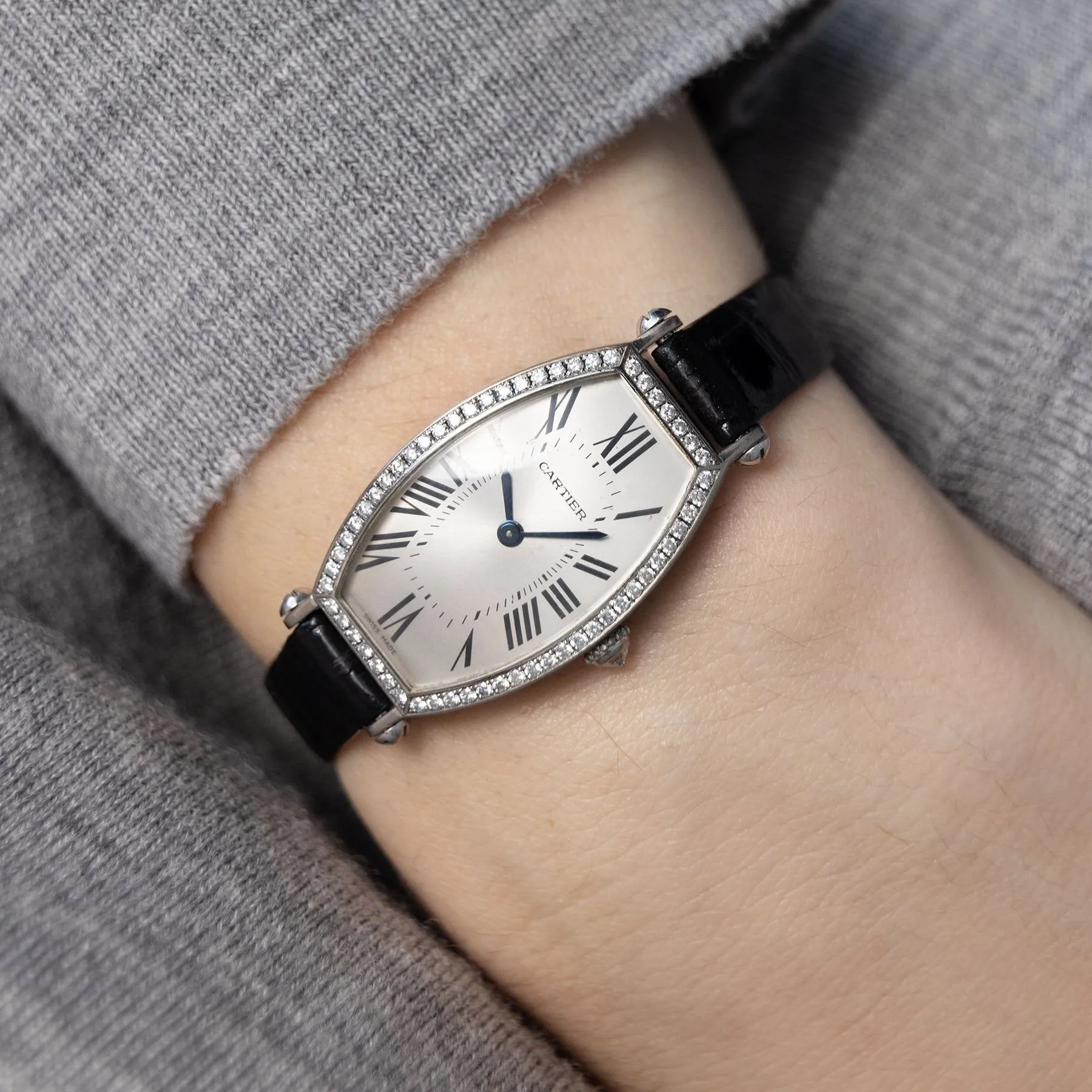 Cartier Tonneau White Gold with Diamonds Reference 2711